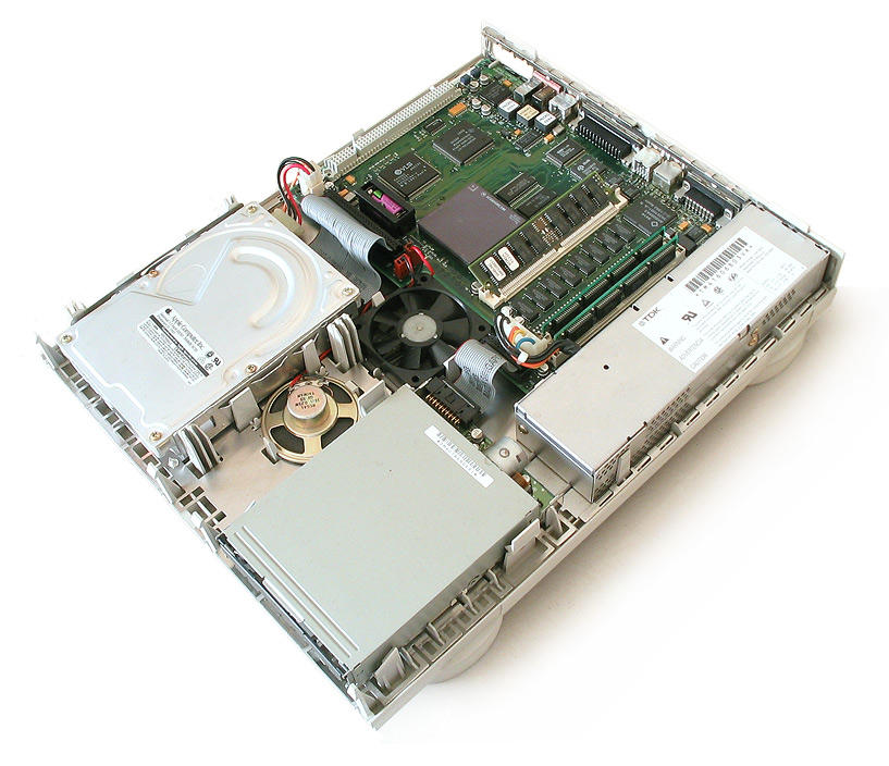 Macintosh Quadra 605 internals